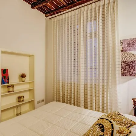 Portico D'ottavia Apartamento *