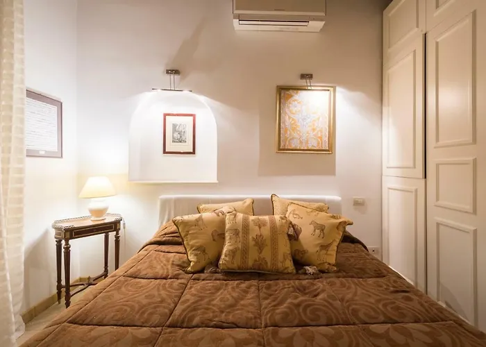 Portico D'ottavia * Rome