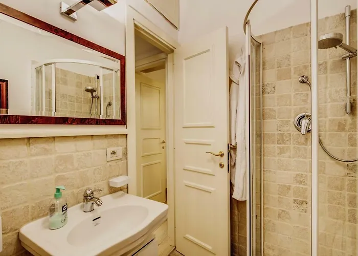 Apartment Portico D'ottavia